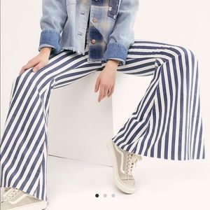 NWT Free People Just Float On Flares